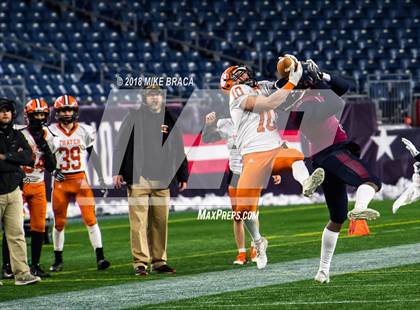 Thumbnail 1 in Thayer Academy vs Dexter (NEPSAC John "Moose" Curtis Bowl at Gillette Stadium) photogallery.