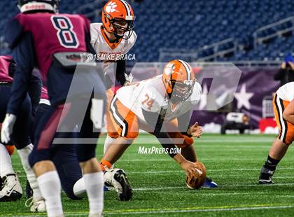 Thumbnail 2 in Thayer Academy vs Dexter (NEPSAC John "Moose" Curtis Bowl at Gillette Stadium) photogallery.