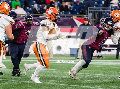 Thumbnail 2 in Thayer Academy vs Dexter (NEPSAC John "Moose" Curtis Bowl at Gillette Stadium) photogallery.