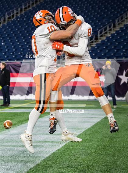 Thumbnail 1 in Thayer Academy vs Dexter (NEPSAC John "Moose" Curtis Bowl at Gillette Stadium) photogallery.