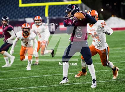 Thumbnail 2 in Thayer Academy vs Dexter (NEPSAC John "Moose" Curtis Bowl at Gillette Stadium) photogallery.