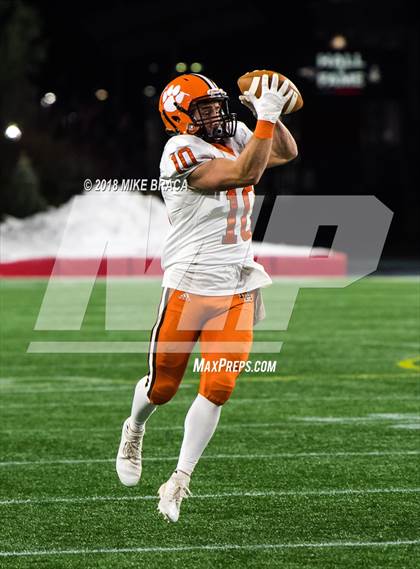 Thumbnail 2 in Thayer Academy vs Dexter (NEPSAC John "Moose" Curtis Bowl at Gillette Stadium) photogallery.