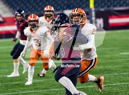 Thumbnail 3 in Thayer Academy vs Dexter (NEPSAC John "Moose" Curtis Bowl at Gillette Stadium) photogallery.