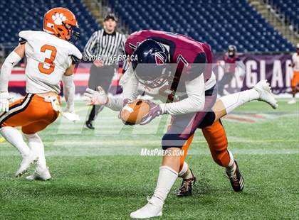 Thumbnail 1 in Thayer Academy vs Dexter (NEPSAC John "Moose" Curtis Bowl at Gillette Stadium) photogallery.