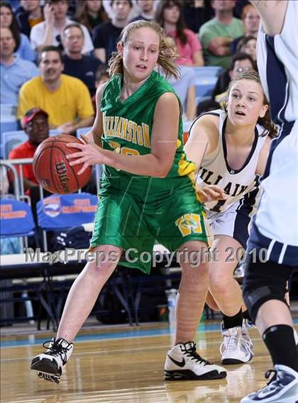Thumbnail 3 in Bishop McGuinness vs. Williamston (NCHSAA Class 1A Final) photogallery.