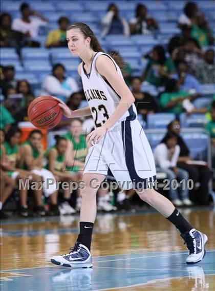 Thumbnail 1 in Bishop McGuinness vs. Williamston (NCHSAA Class 1A Final) photogallery.