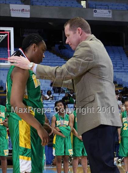 Thumbnail 3 in Bishop McGuinness vs. Williamston (NCHSAA Class 1A Final) photogallery.