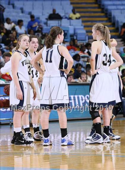 Thumbnail 2 in Bishop McGuinness vs. Williamston (NCHSAA Class 1A Final) photogallery.