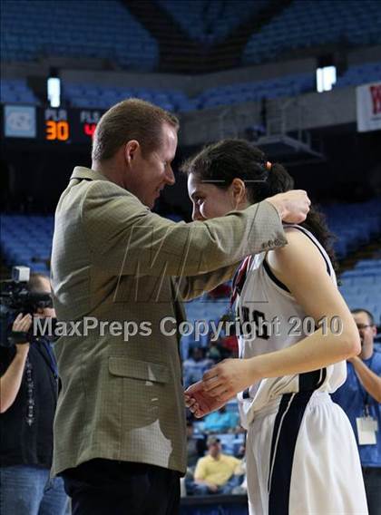 Thumbnail 2 in Bishop McGuinness vs. Williamston (NCHSAA Class 1A Final) photogallery.