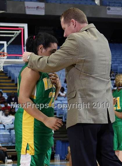 Thumbnail 2 in Bishop McGuinness vs. Williamston (NCHSAA Class 1A Final) photogallery.