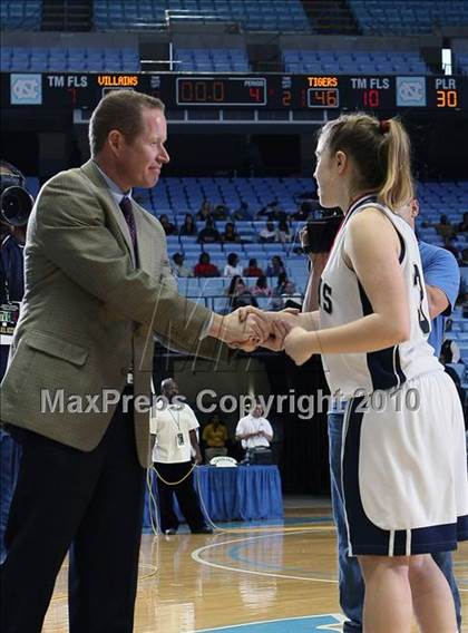 Thumbnail 2 in Bishop McGuinness vs. Williamston (NCHSAA Class 1A Final) photogallery.