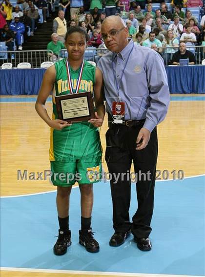 Thumbnail 3 in Bishop McGuinness vs. Williamston (NCHSAA Class 1A Final) photogallery.