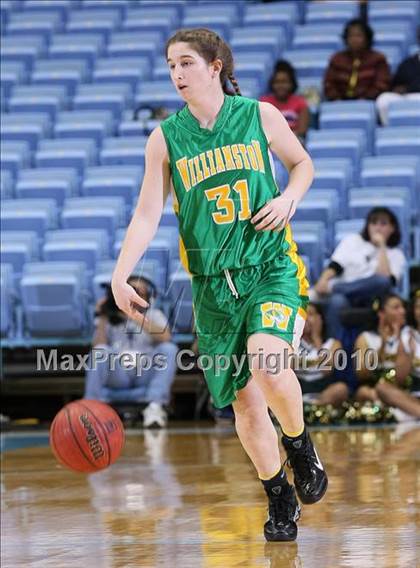 Thumbnail 2 in Bishop McGuinness vs. Williamston (NCHSAA Class 1A Final) photogallery.