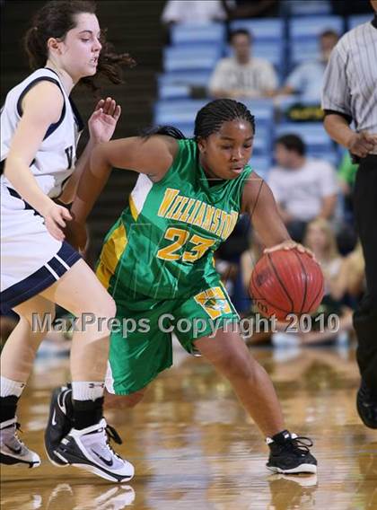 Thumbnail 3 in Bishop McGuinness vs. Williamston (NCHSAA Class 1A Final) photogallery.