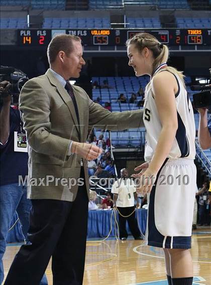 Thumbnail 3 in Bishop McGuinness vs. Williamston (NCHSAA Class 1A Final) photogallery.