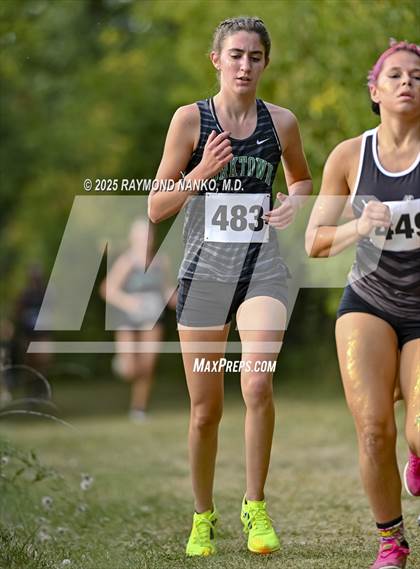 Thumbnail 2 in Delaware County Meet photogallery.