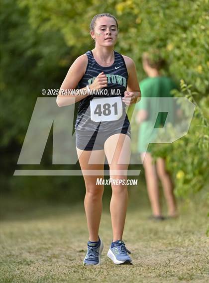 Thumbnail 1 in Delaware County Meet photogallery.