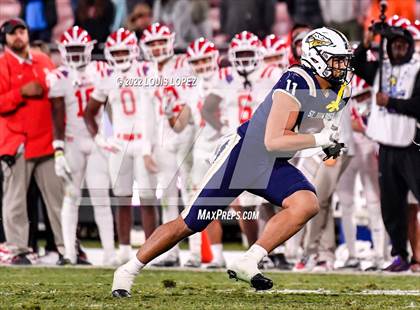 Thumbnail 2 in St. John Bosco vs. Mater Dei (CIF SS DIV 1 Championship Final) photogallery.