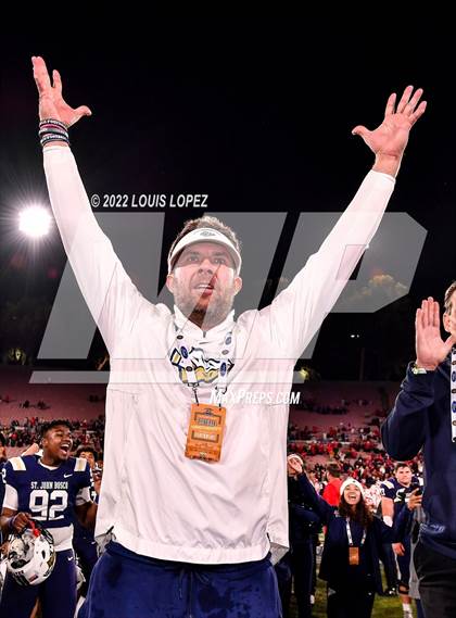 Thumbnail 1 in St. John Bosco vs. Mater Dei (CIF SS DIV 1 Championship Final) photogallery.