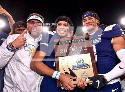 Thumbnail 1 in St. John Bosco vs. Mater Dei (CIF SS DIV 1 Championship Final) photogallery.
