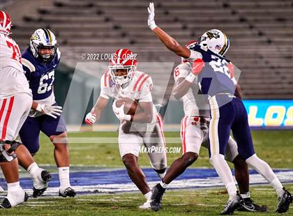 Thumbnail 3 in St. John Bosco vs. Mater Dei (CIF SS DIV 1 Championship Final) photogallery.