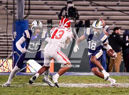 Thumbnail 2 in St. John Bosco vs. Mater Dei (CIF SS DIV 1 Championship Final) photogallery.