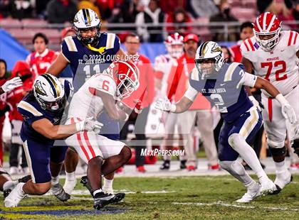 Thumbnail 2 in St. John Bosco vs. Mater Dei (CIF SS DIV 1 Championship Final) photogallery.