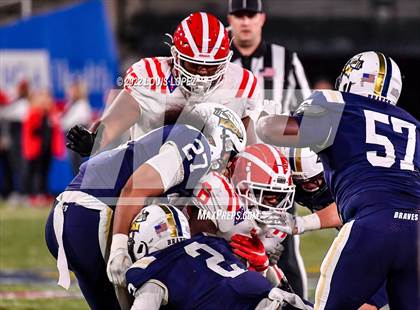 Thumbnail 2 in St. John Bosco vs. Mater Dei (CIF SS DIV 1 Championship Final) photogallery.