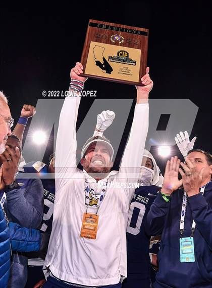 Thumbnail 2 in St. John Bosco vs. Mater Dei (CIF SS DIV 1 Championship Final) photogallery.