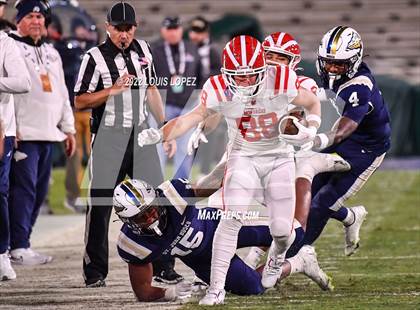 Thumbnail 3 in St. John Bosco vs. Mater Dei (CIF SS DIV 1 Championship Final) photogallery.