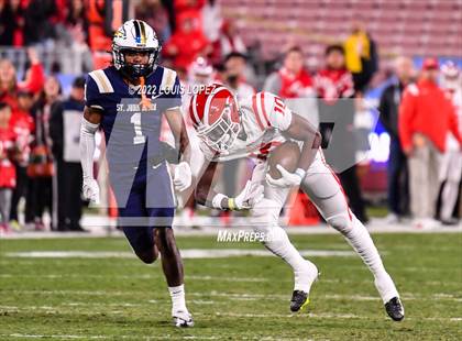 Thumbnail 2 in St. John Bosco vs. Mater Dei (CIF SS DIV 1 Championship Final) photogallery.