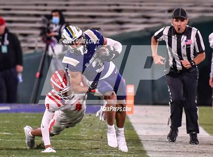 Thumbnail 1 in St. John Bosco vs. Mater Dei (CIF SS DIV 1 Championship Final) photogallery.