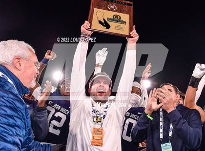 Thumbnail 1 in St. John Bosco vs. Mater Dei (CIF SS DIV 1 Championship Final) photogallery.
