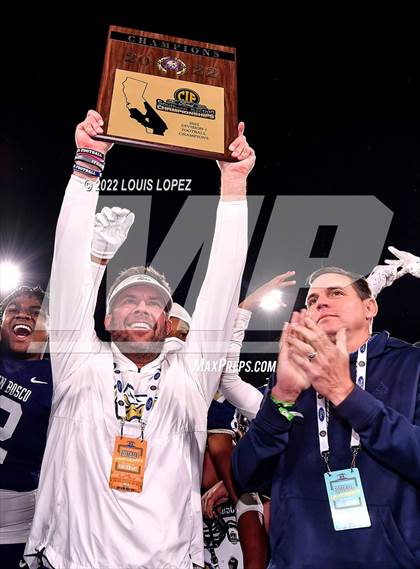 Thumbnail 3 in St. John Bosco vs. Mater Dei (CIF SS DIV 1 Championship Final) photogallery.