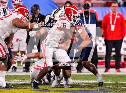 Thumbnail 3 in St. John Bosco vs. Mater Dei (CIF SS DIV 1 Championship Final) photogallery.