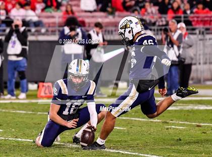 Thumbnail 1 in St. John Bosco vs. Mater Dei (CIF SS DIV 1 Championship Final) photogallery.