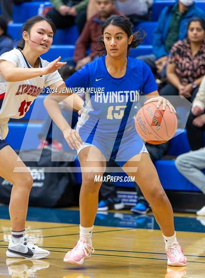 Thumbnail 3 in Irvington vs. Lynbrook photogallery.