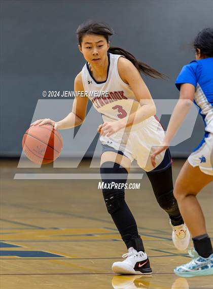Thumbnail 2 in Irvington vs. Lynbrook photogallery.