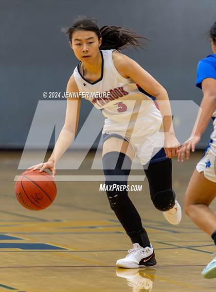 Thumbnail 3 in Irvington vs. Lynbrook photogallery.