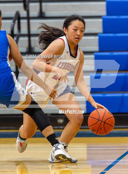 Thumbnail 3 in Irvington vs. Lynbrook photogallery.