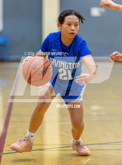 Thumbnail 3 in Irvington vs. Lynbrook photogallery.