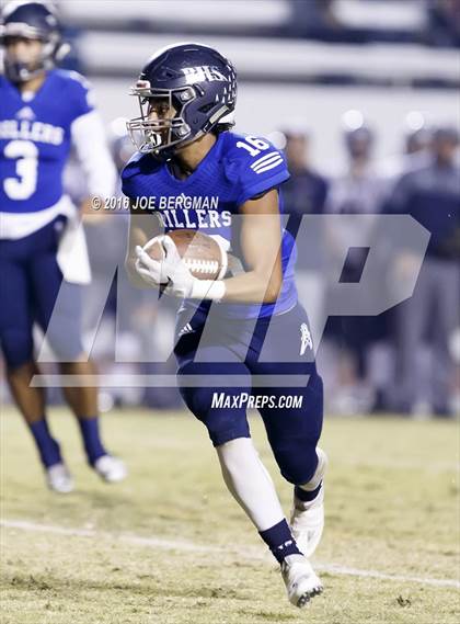 Thumbnail 3 in Bakersfield vs. Liberty (CIF Central Section Semifinal Playoff) photogallery.