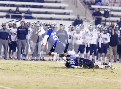 Thumbnail 2 in Bakersfield vs. Liberty (CIF Central Section Semifinal Playoff) photogallery.
