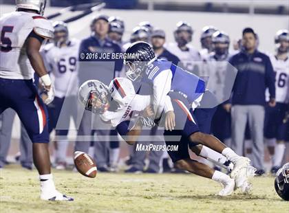Thumbnail 1 in Bakersfield vs. Liberty (CIF Central Section Semifinal Playoff) photogallery.