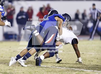 Thumbnail 3 in Bakersfield vs. Liberty (CIF Central Section Semifinal Playoff) photogallery.