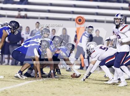 Thumbnail 2 in Bakersfield vs. Liberty (CIF Central Section Semifinal Playoff) photogallery.