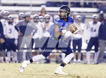 Thumbnail 2 in Bakersfield vs. Liberty (CIF Central Section Semifinal Playoff) photogallery.