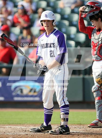 Thumbnail 2 in Big Sandy vs. Muenster (UIL 2A Final) photogallery.
