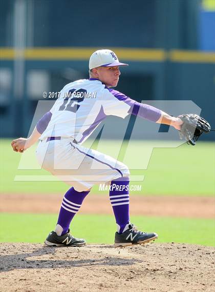 Thumbnail 1 in Big Sandy vs. Muenster (UIL 2A Final) photogallery.