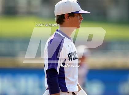 Thumbnail 2 in Big Sandy vs. Muenster (UIL 2A Final) photogallery.
